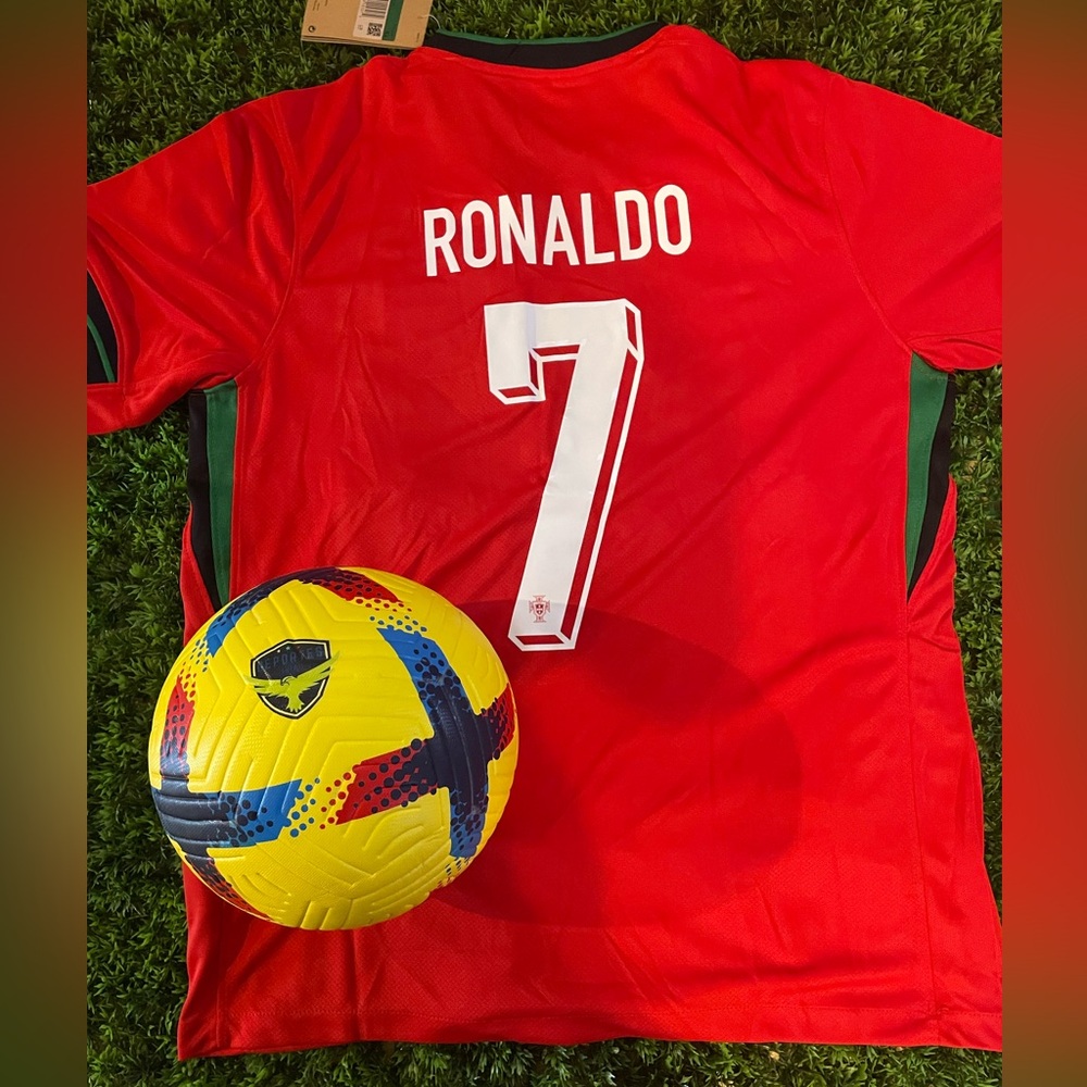 🚨🐐24/25 Portugal Ronaldo soccer jersey